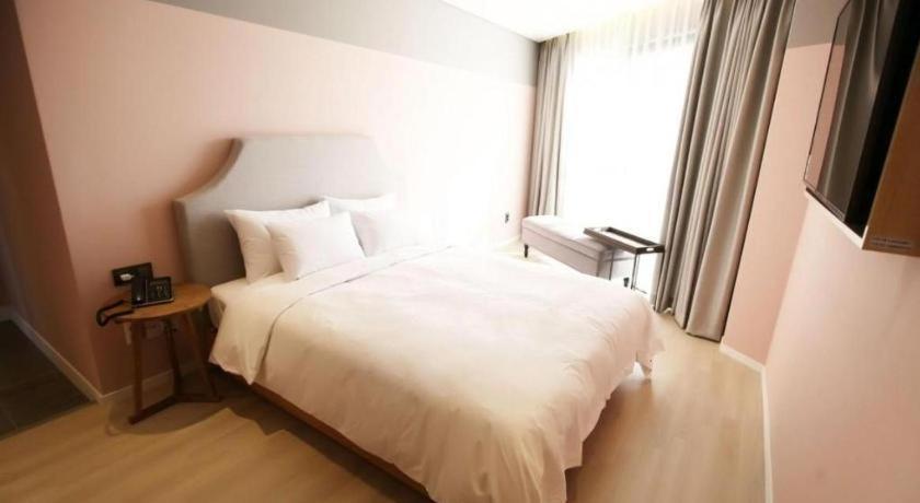 Londoner Hotel Busan Exterior foto